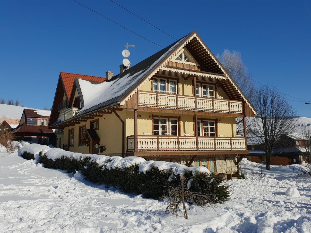 Penzion Enrico Ždiar Exteriér fotografie